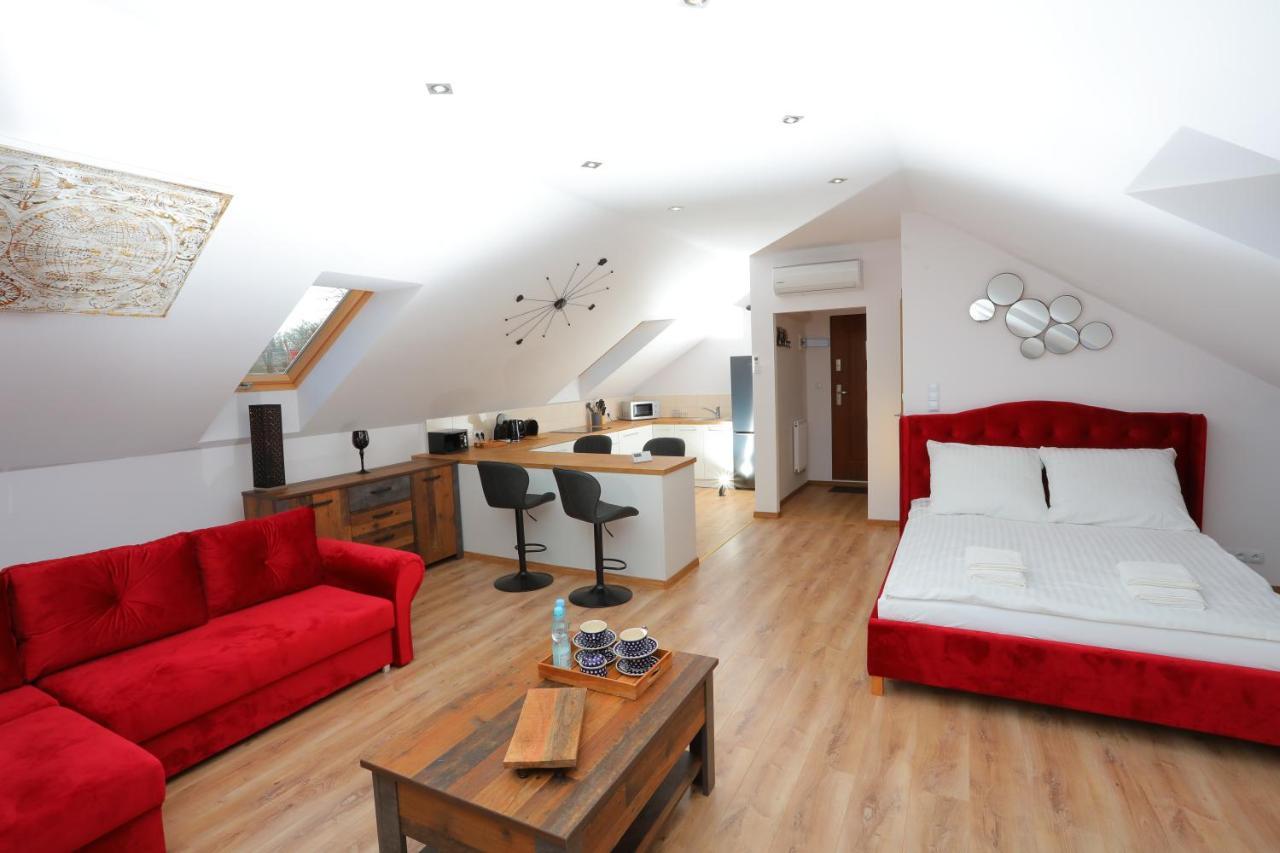 Apartament Ksiazecy Klimatyzacja Żagań エクステリア 写真